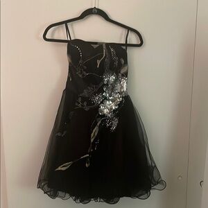 NWT Chi Chi London - Elegant Black Floral Dress
